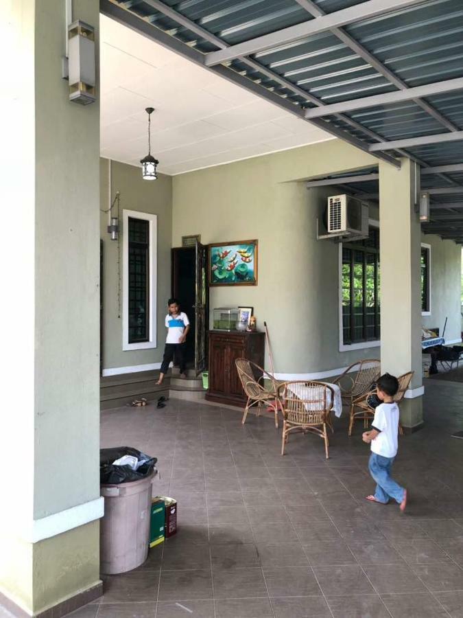 Homestay Tapang Kota Bharu Exteriör bild